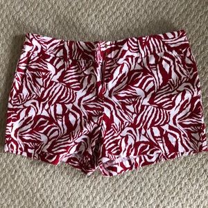 Loft size 8 shorts. Never worn.